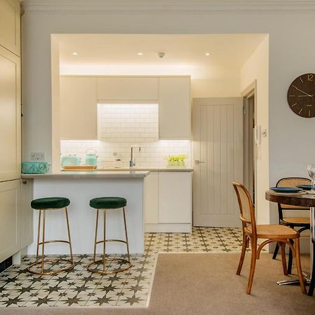 Beautiful, Central, 3 Min Walk From Beach, 2 King Doubles Brighton Exteriör bild