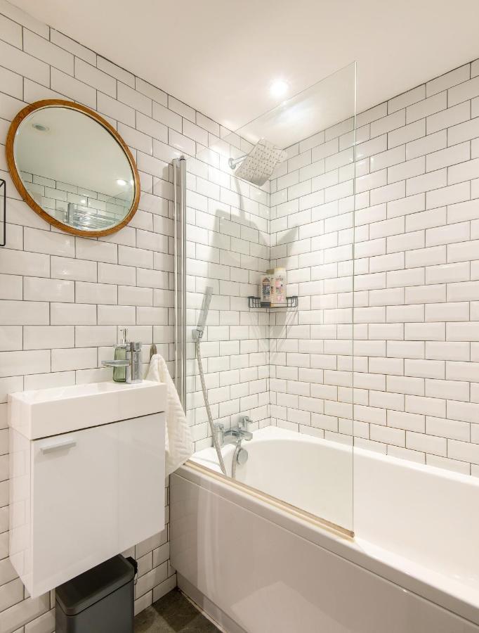 Beautiful, Central, 3 Min Walk From Beach, 2 King Doubles Brighton Exteriör bild