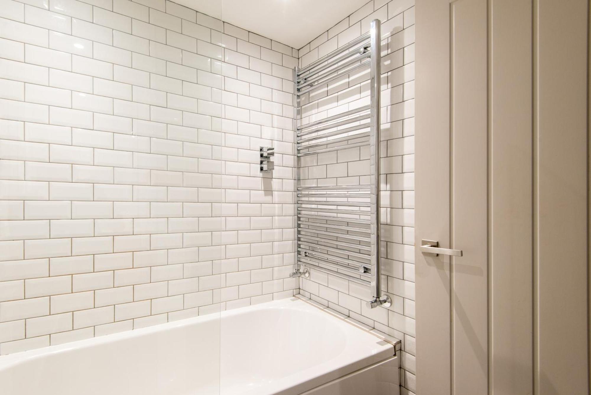 Beautiful, Central, 3 Min Walk From Beach, 2 King Doubles Brighton Exteriör bild