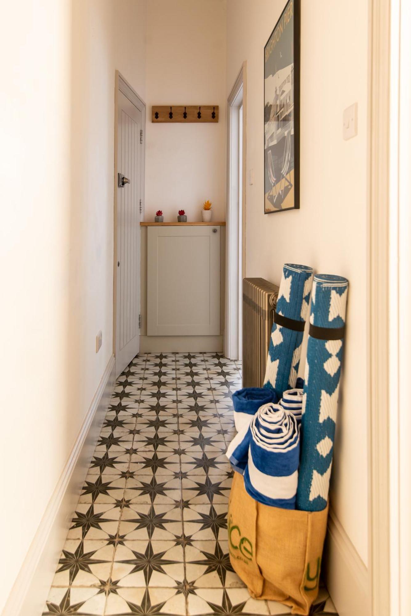 Beautiful, Central, 3 Min Walk From Beach, 2 King Doubles Brighton Exteriör bild